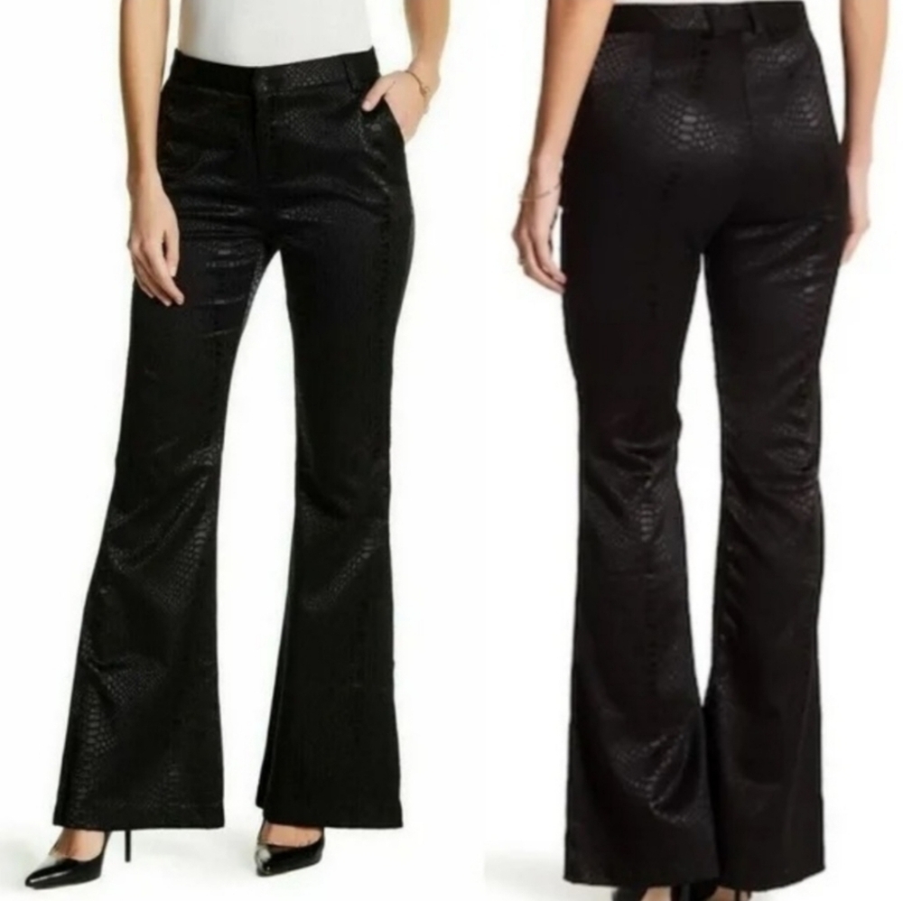 🌟 Romeo + Juliet Couture Snakeskin Flare Pants